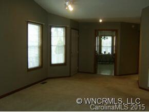 great room dining area