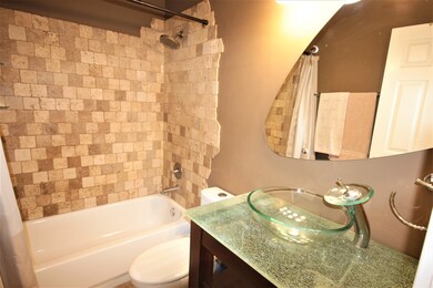 9 Grandview Ct, Algonquin, IL 60102 - photo 3