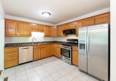 12 Caraway Ln unit U106, Nashua, NH 03063 - photo 3