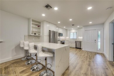 4062 Belair Ln unit 9, Naples, FL 34103 - photo 2