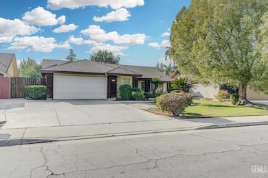 2707 Hoad Ln, Bakersfield, CA 93309 - photo 2