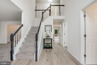 4870 Crestleigh Ct, Dumfries, VA 22025 - photo 3