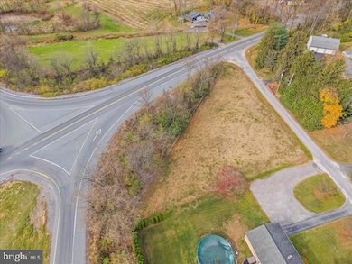 6554 Schimmel Ln, Hellam Township, PA 17368 - photo 7