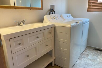 Washer & Dryer are included, too!