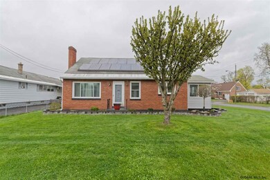 1081 Laura St, Schenectady, NY 12306 - photo 2