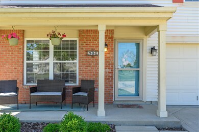 2660 Longleaf Dr, Greenwood, IN 46143 - photo 2