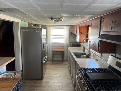 20211 Saxis Rd, Saxis, VA 23427 - photo 4