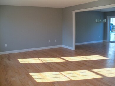 7 Thomas St unit Left side, Taunton, MA 02780 - photo 6