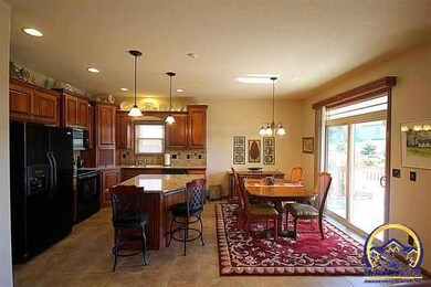 6305 SW 47th Ct, Topeka, KS 66610 - photo 4