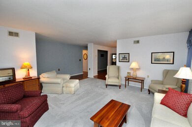 29 Dunstable Rd, Southampton, NJ 08088 - photo 6