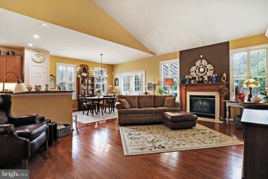 7 Spanish Moss Ct, Chambersburg, PA 17202 - photo 4