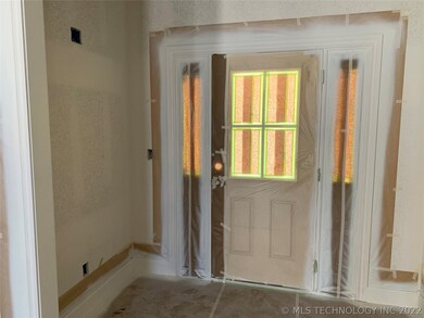 327 Emery Ln, Bartlesville, OK 74006 - photo 4