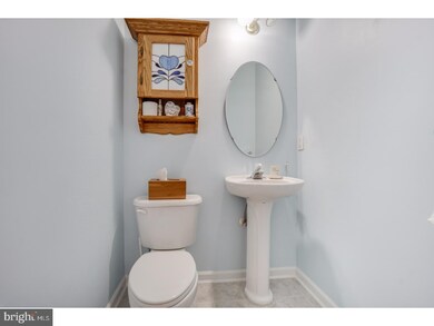 45 Guilford Place, Burlington, NJ 08016 - photo 5