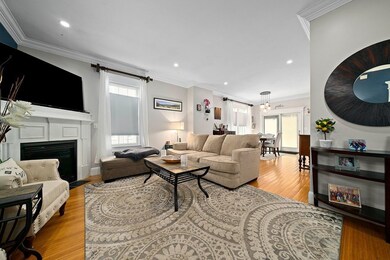 7 King St unit 2, Dorchester, MA 02122 - photo 2