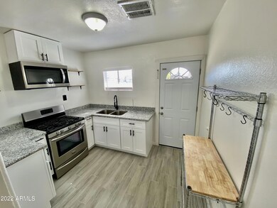 KITCHEN UNIT 1