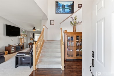 Grand 2 story entry Foyer
