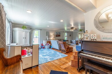 315 N York St, Albion, IN 46701 - photo 7