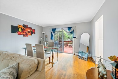 21 Laurie Rd, Landing, NJ 07850 - photo 5