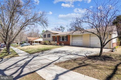 12507 Calvert Hills Dr, Beltsville, MD 20705 - photo 5