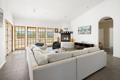 25-web-or-mls-SH_Valle_0325_OPMG_025