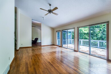 47 Tsitsi Ct unit 27, Brevard, NC 28712 - photo 7