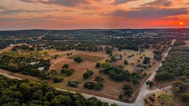 50 Maverick Ln, Fredericksburg, TX 78624 - photo 5