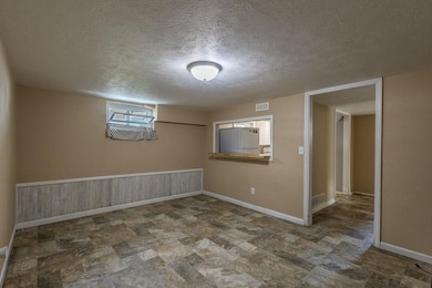 1065 20th Ave, Columbus, NE 68601 - photo 4