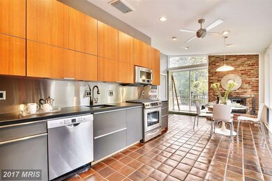 2406 Daphne Ln, Alexandria, VA 22306 - photo 4