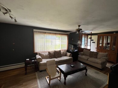 200 Kendall St, Ludlow, MA 01056 - photo 3