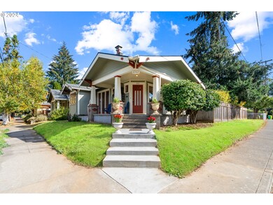 6902 N Polk Ave, Portland, OR 97203 - photo 2