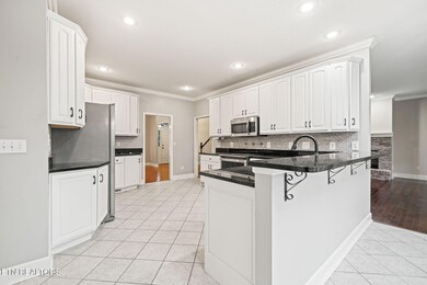 444 Iron Wood Cir, Crossville, TN 38571 - photo 6