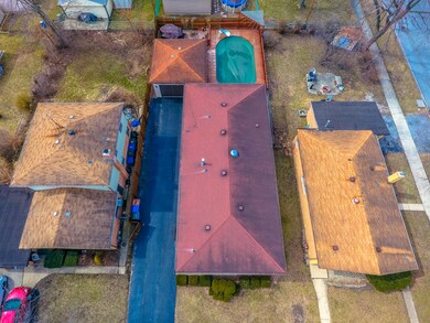 14304 Karlov Ave, Midlothian, IL 60445 - photo 2