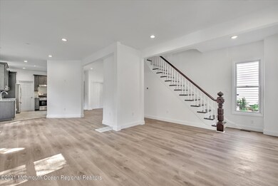 05-LIVING ROOM