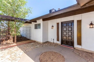 10704 Vista Lomas Dr, El Paso, TX 79935 - photo 4