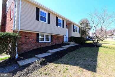 9015 Palmer St, Fort Washington, MD 20744 - photo 3
