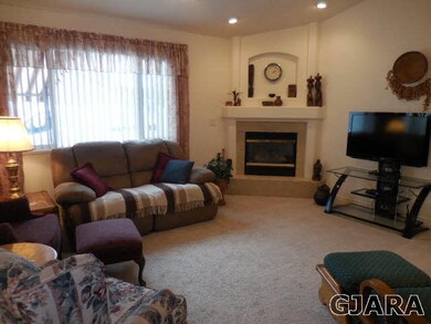 2493 Lake Park Ct unit B, Grand Junction, CO 81505 - photo 2