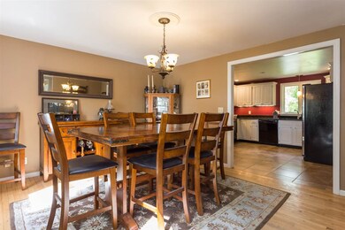 81 Union Rd, Stratham, NH 03885 - photo 3