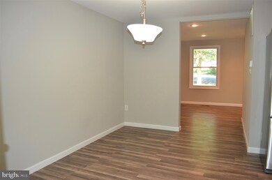 439 Blossom Tree Ct, Annapolis, MD 21409 - photo 7