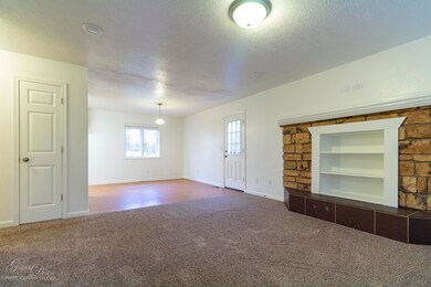 002a Dining Room