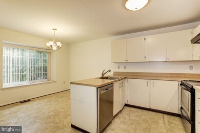 11900 Blue February Way, Columbia, MD 21044 - photo 4