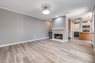 3915 Buena Vista St unit D, Dallas, TX 75204 - photo 6