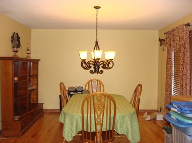 193 Hawthorne Dr, Milford, PA 18337 - photo 3