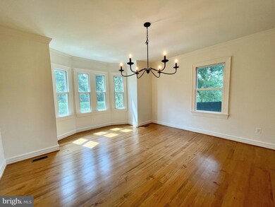 7021 Leeds Manor Rd, Marshall, VA 20115 - photo 4