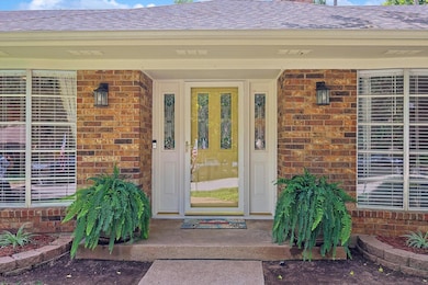 119 Ridgecrest Cir, Denton, TX 76205 - photo 2