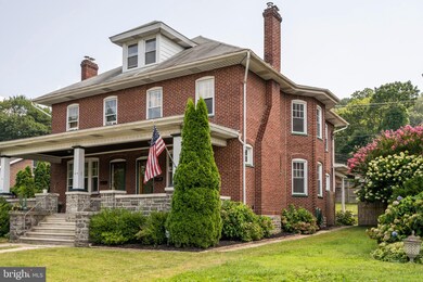 1204 Walnut St, Coatesville, PA 19320 - photo 3