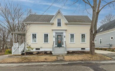 295 Thornton St, Portsmouth, NH 03801 - photo 2