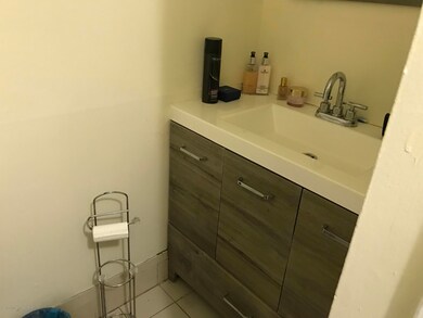 28 Croft Ct unit A, Staten Island, NY 10306 - photo 7