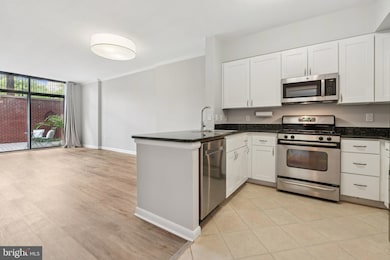 Clarendon 1021 unit B39, Arlington, VA 22201 - photo 7