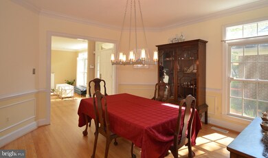 8108 Autumn Gate Ln, Bethesda, MD 20817 - photo 5