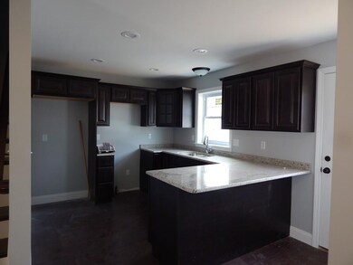 40 Winchester Ln unit 7, Fall River, MA 02721 - photo 3